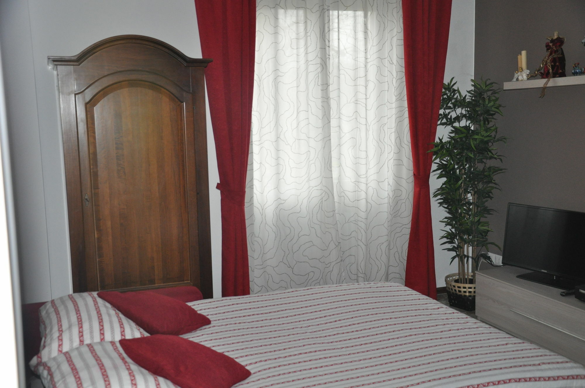 A Casa Di Franci Apartman Parma Kültér fotó